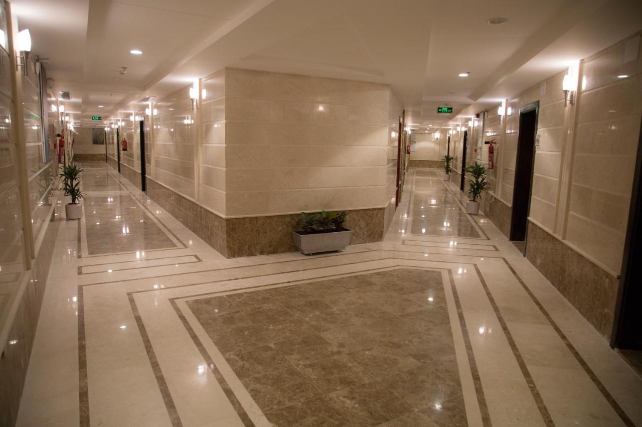 Emerald Hotel